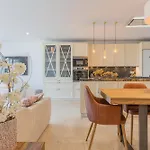 Elegante Con Vistas Al Mar. 6 Pax *