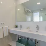 Appartamento Elegante Con Vistas Al Mar. 6 Pax