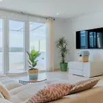 Elegante Con Vistas Al Mar. 6 Pax *