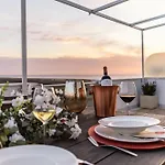 Appartamento Elegante Con Vistas Al Mar. 6 Pax *