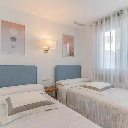 Elegante Con Vistas Al Mar. 6 Pax Apartment *