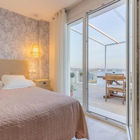 Elegante Con Vistas Al Mar. 6 Pax Apartment *