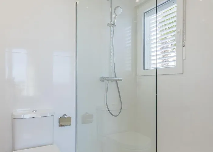 Elegante Con Vistas Al Mar. 6 Pax *